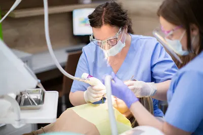 HoliDent - Stomatologia i Protetyka